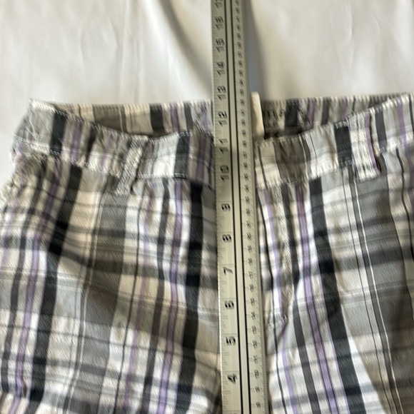 Women’s size 10 Sonoma original Bermuda purple and gray striped shorts - Picture 7 of 12